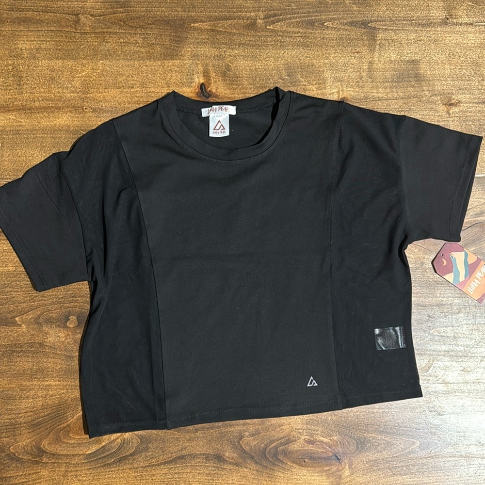 Women’s work out shirt